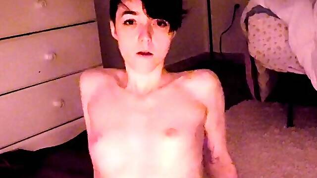 AMATEUR BRUNETTE TEEN NATURAL TIT CAUGHT MASTURBATINg CHEAT