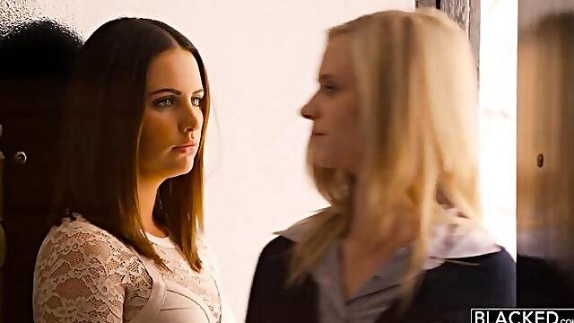 Lissome Sydney Cole and Rachel Jamess natural tits action