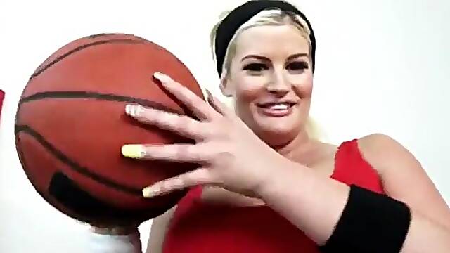 Top tier pawg: Blowjob, Doggy Cowgirl Porn