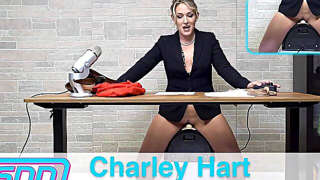 Camsoda News Network Broadcast: Reporter Masturbates on a Sybian