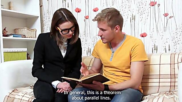 Brunette Hooker Carmen Fox Nailed Good On The Couch