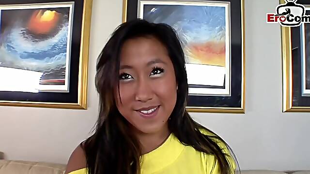 British Female Casting Agent Meet Korean Teen 18+