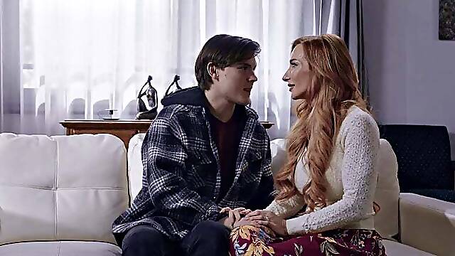 Wow, youre still so hot, stepmom!