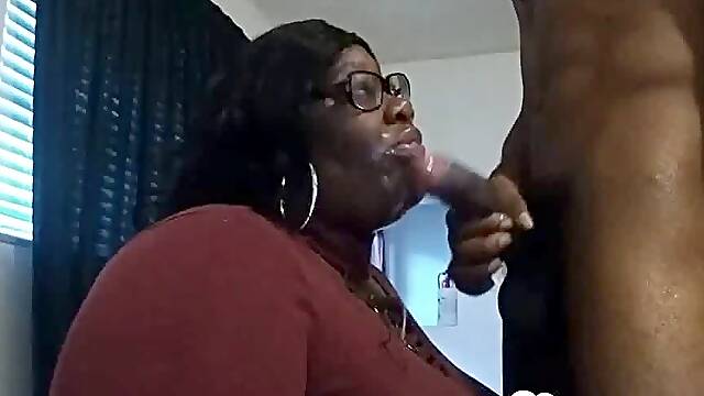 Only-MilfWomen-