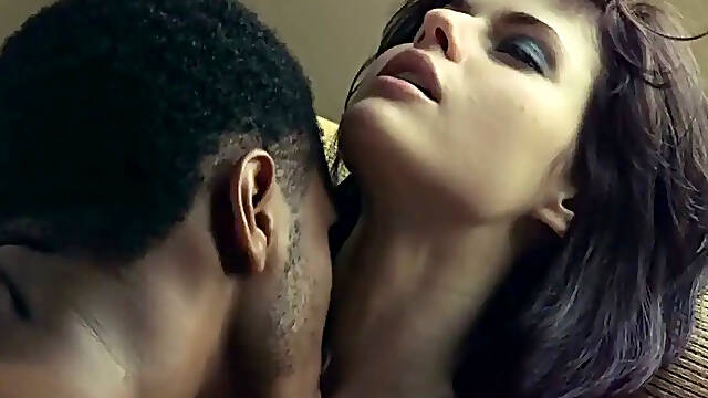 Celeb Alexandra Daddario shows off her perfect big natural tits in sexy nude scenes