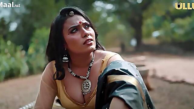 Sexy Indian MILF erotic video