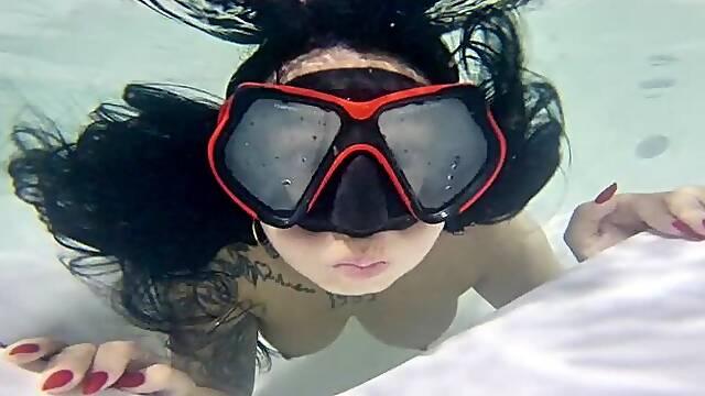 Breathplay underwater with snorkel goggles