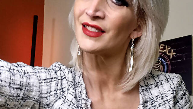 Giantess Home From Work!!!